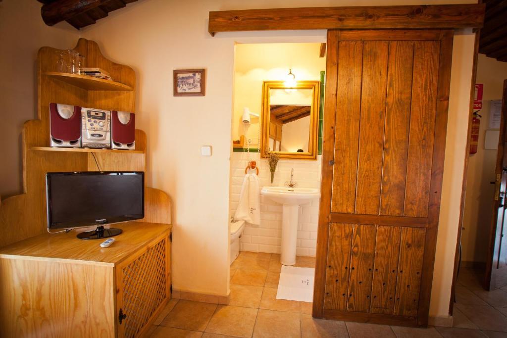 La Posada Del Arco Chinchon Room photo