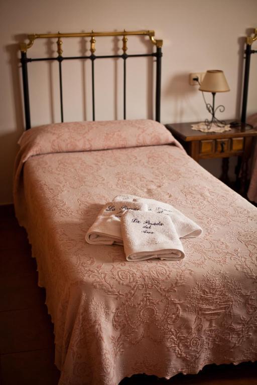 La Posada Del Arco Chinchon Room photo