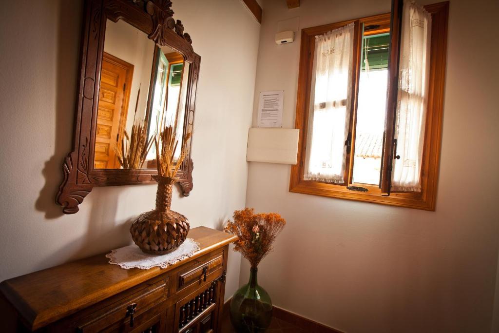 La Posada Del Arco Chinchon Room photo